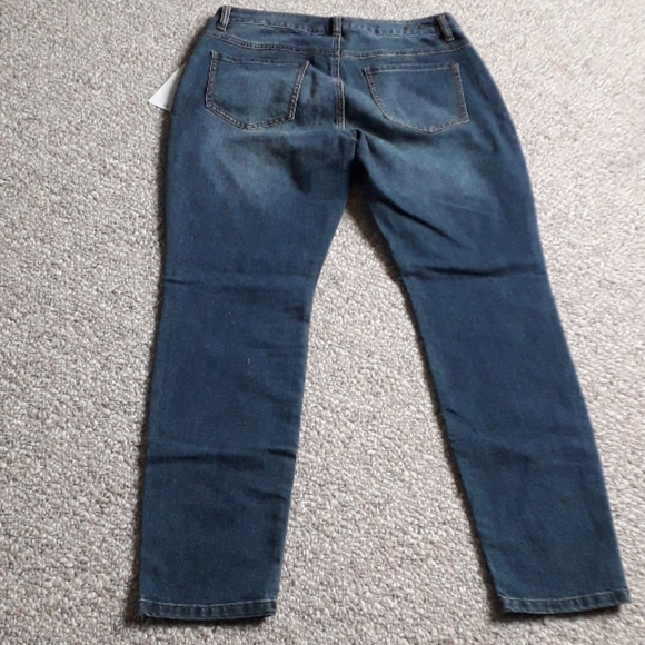 Distressed Low Rise Waist Skinny Cabi Jeans - Picture 5 of 8